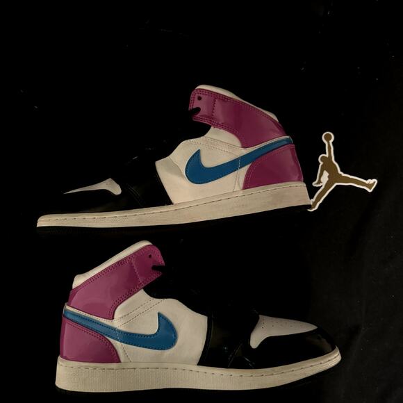 Size 7 - Nike Air Jordan 1 Mid SE GS Cyber Active Fuchsia Men's Shoes - Picture 3 of 10